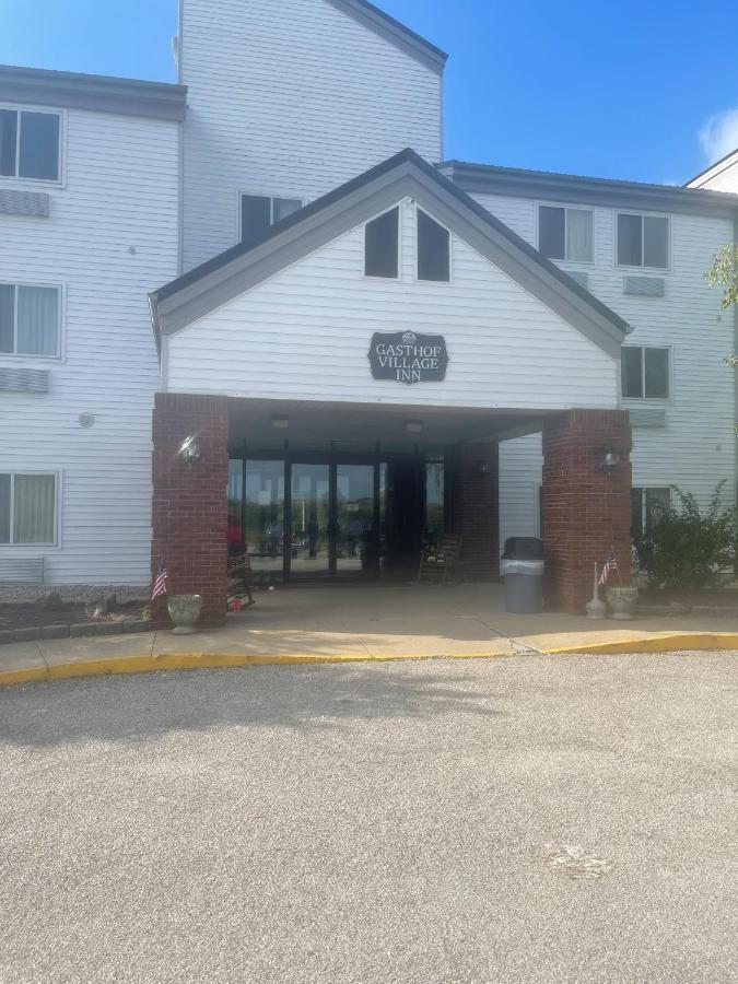 Gasthof Amish Village Inn Montgomery Exterior foto